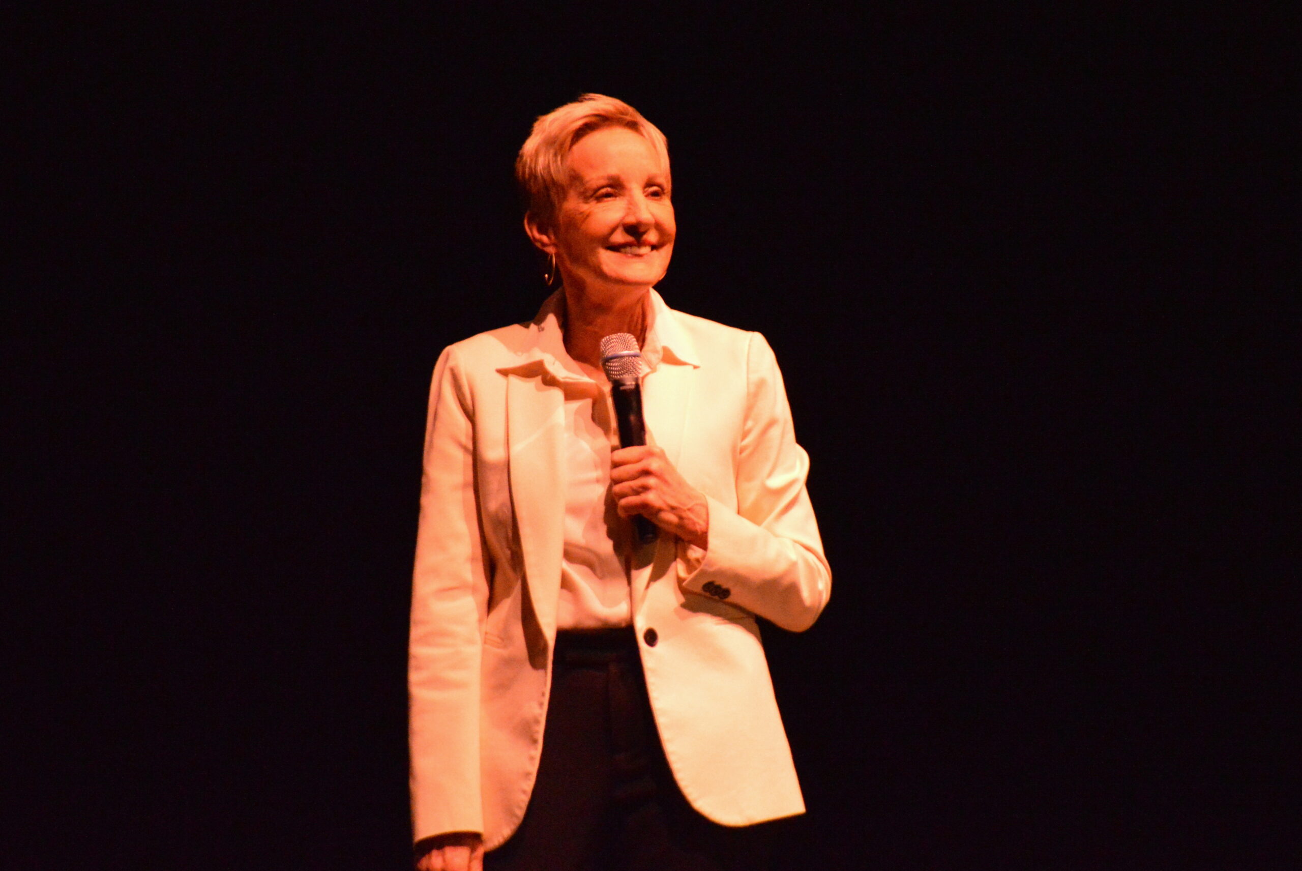 Karen Mills Comedian Wikipedia - 977vkyd